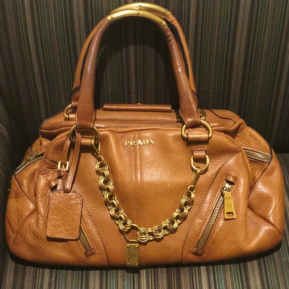 Authentic Prada satchel - Picture 4 of 4